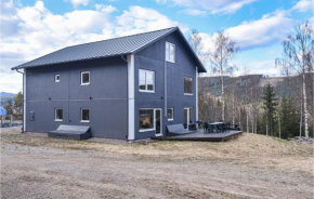 Beautiful home in Sysslebäck with Sauna, WiFi and 5 Bedrooms